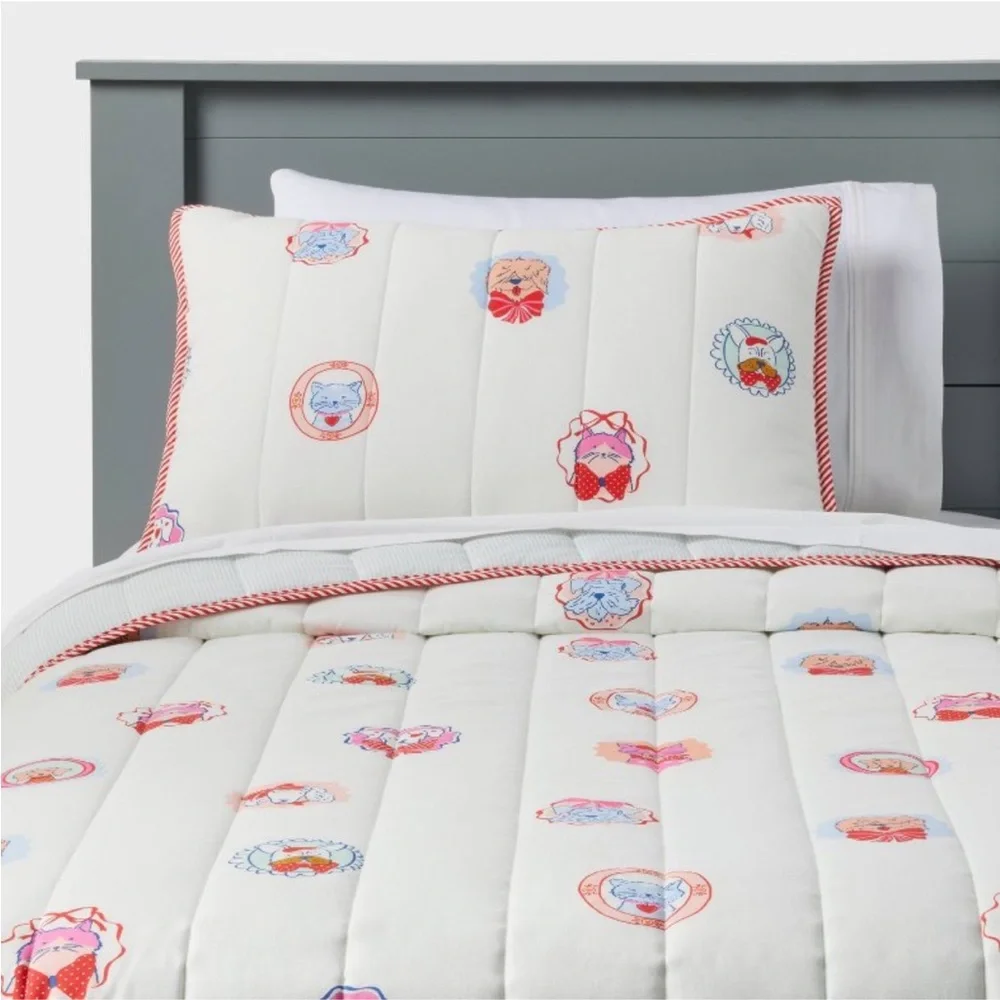 PILLOWFORT NWT patisserie pet Shoppe Kids' Quilt Set -full/queen
